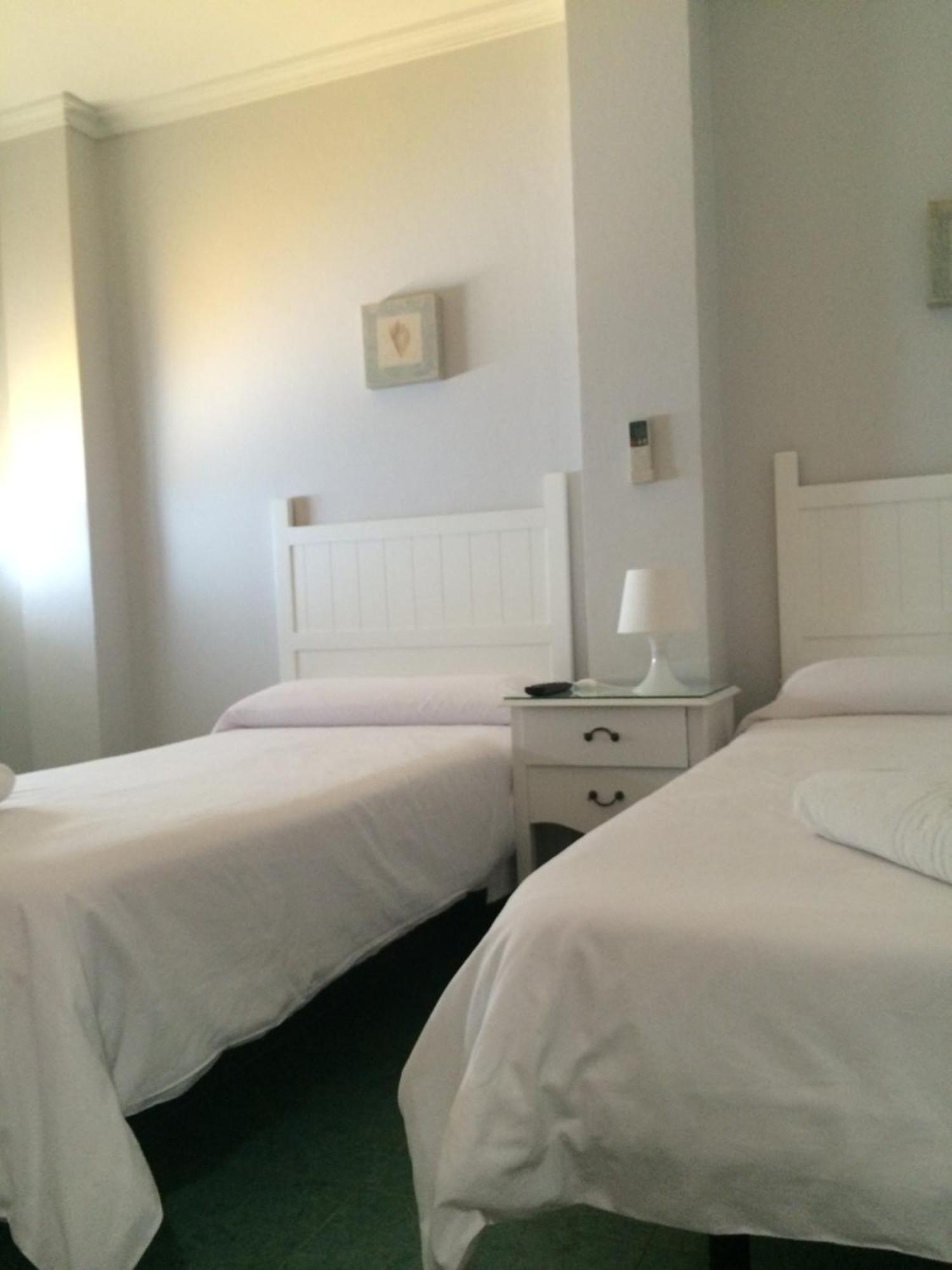 Hostal Acemar Marbella Exteriör bild