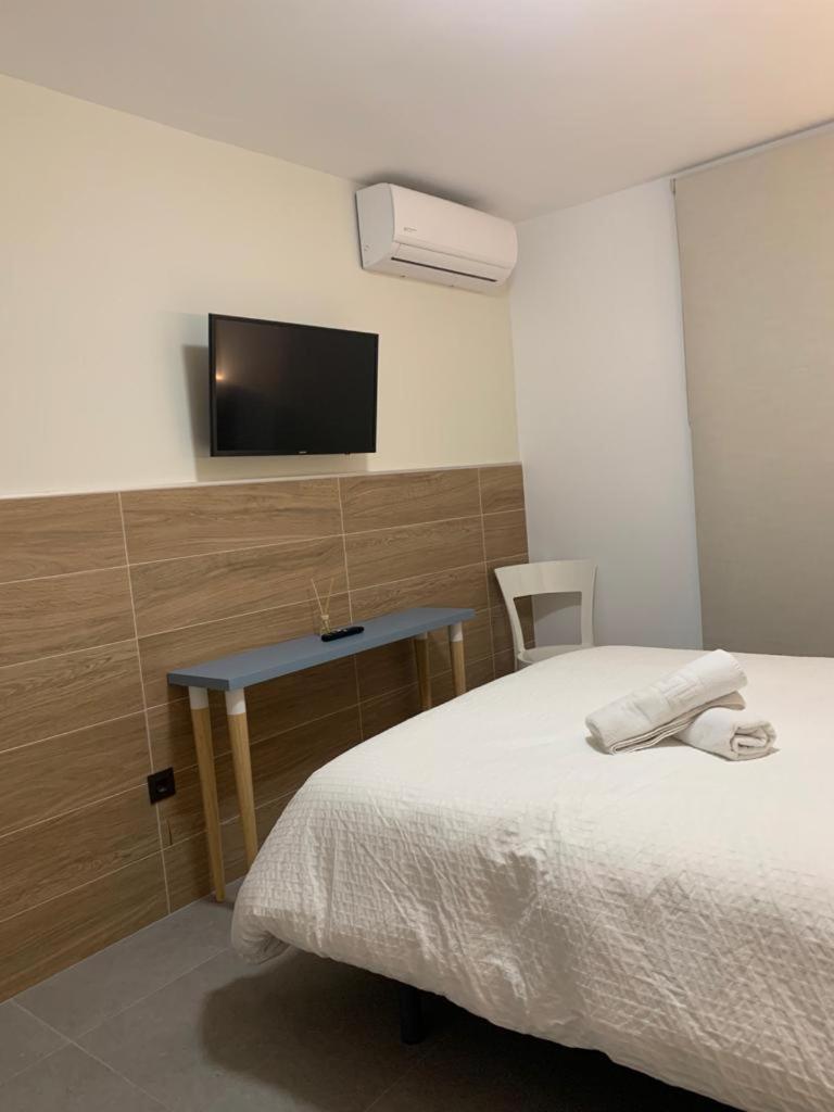 Hostal Acemar Marbella Exteriör bild
