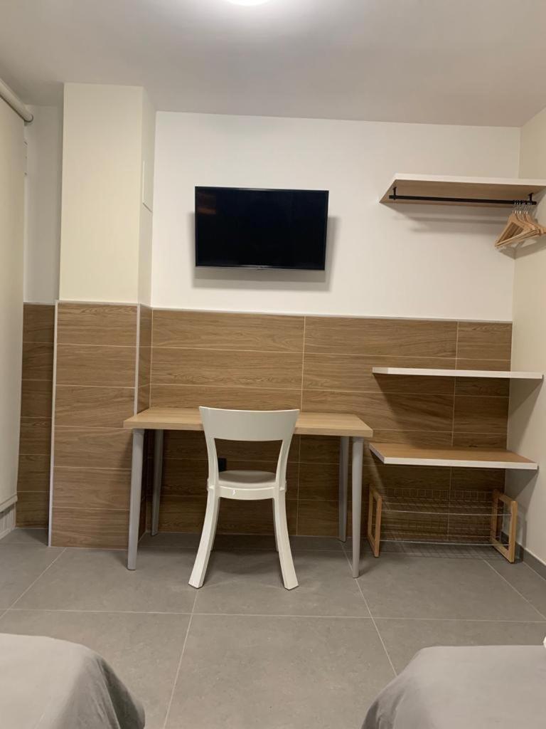 Hostal Acemar Marbella Exteriör bild