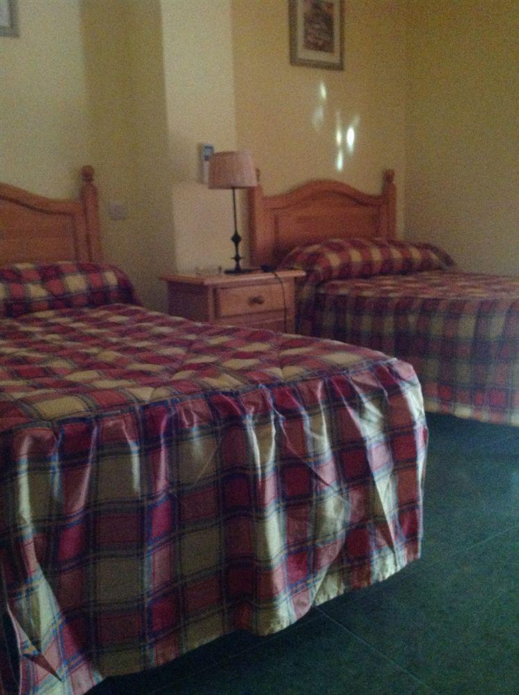 Hostal Acemar Marbella Exteriör bild