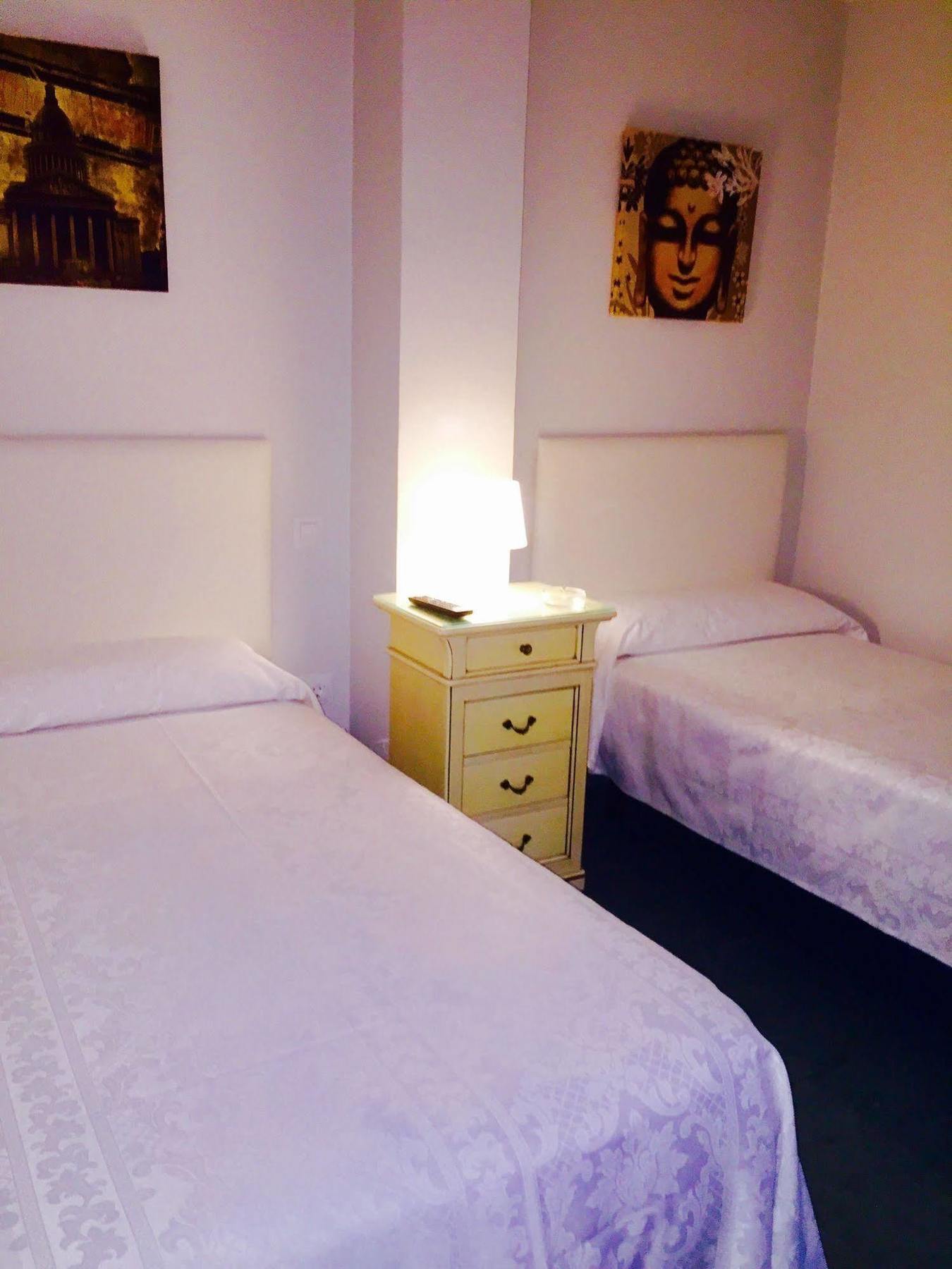 Hostal Acemar Marbella Exteriör bild
